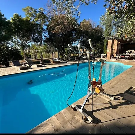 Holiday home Ferme Le Bacou Caraman